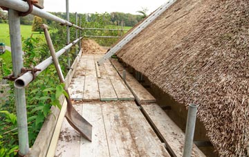 advantages of Llanbadarn Fynydd thatch roofing